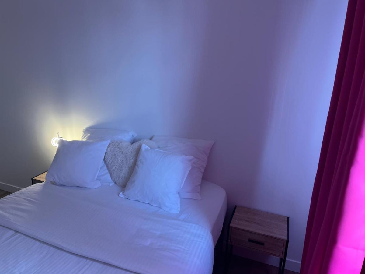 Clichy-sous-Bois Appartement Spacieux מראה חיצוני תמונה